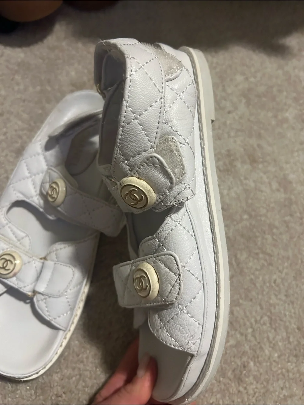CHANEL White Quilted Kids Sandals with Gold CC Accents